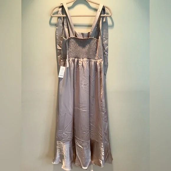 NWT Show Me Your Mumu Wedding/Party Claire Midi Dress Dune Luxe Satin Size Large - Picture 8 of 9